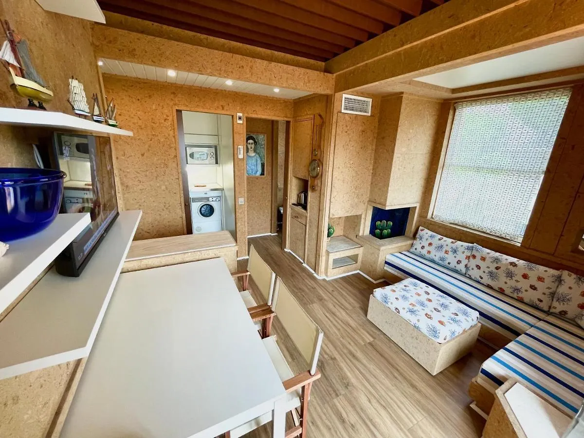 דירות בורדיגרה Casa Vacanze Il Veliero 0*,  איטליה